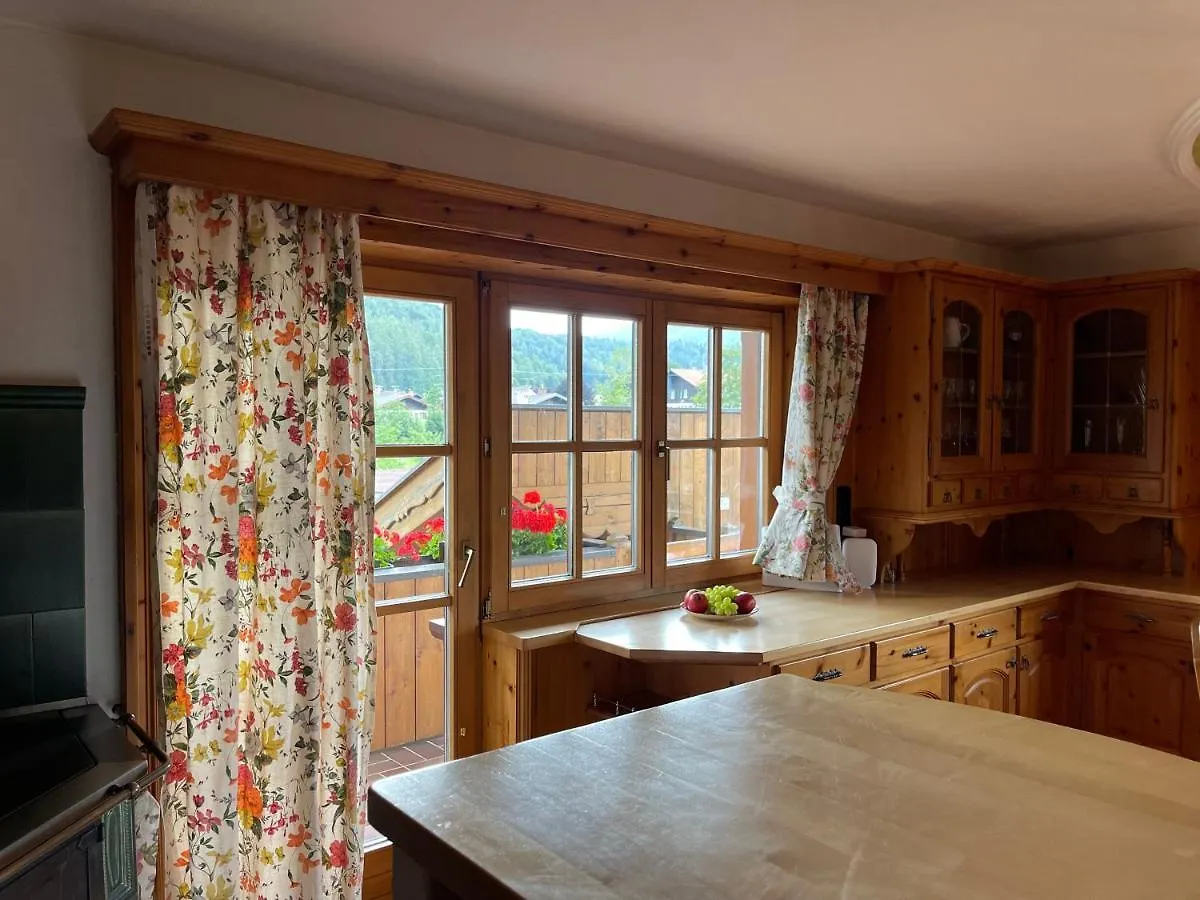Ferienwohnungen Jana Mittenwald Apartment