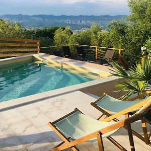  Villa Seaview Anita With Two And Private Pool Kroatien