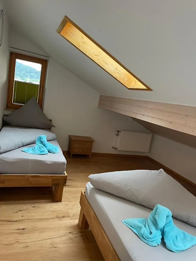 Apartment Ferienwohnungen Jana Mittenwald